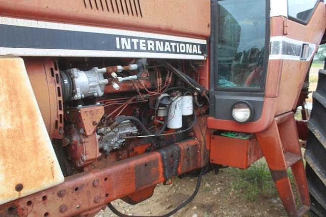 Image of International Harvester 886 equipment image 4