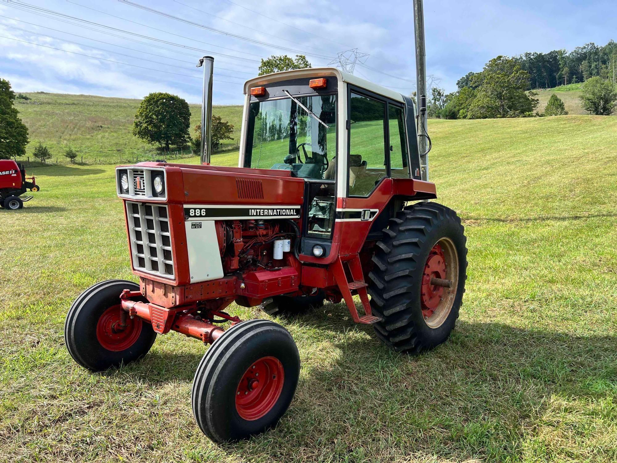 Main image International Harvester 886