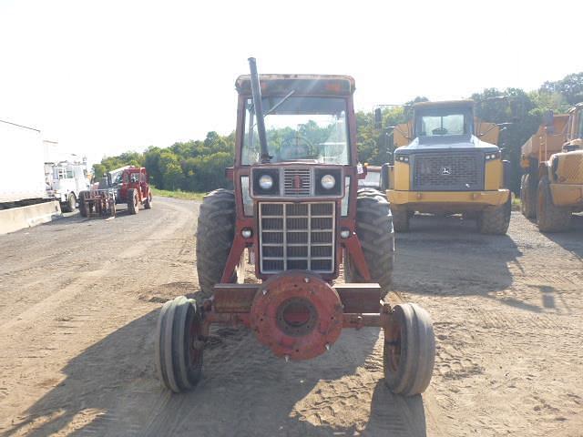 Image of International Harvester 886 equipment image 1