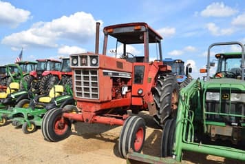 Main image International Harvester 886