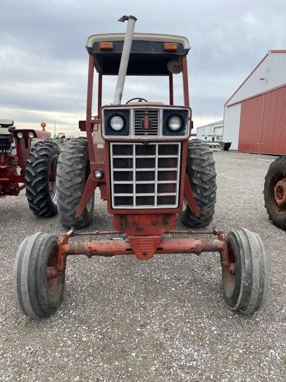 Image of International Harvester 886 equipment image 2