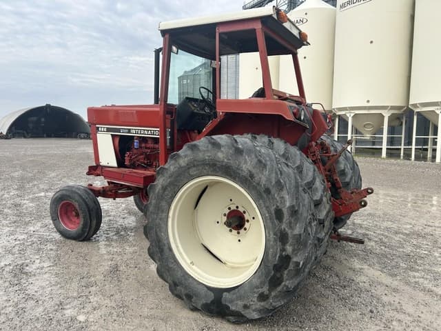 Image of International Harvester 886 equipment image 4