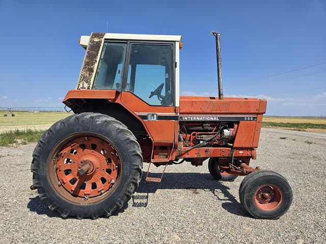 Image of International Harvester 886 equipment image 1