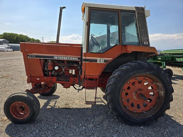 Image of International Harvester 886 equipment image 4