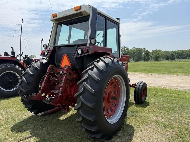 Image of International Harvester 886 equipment image 3