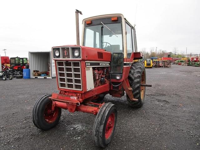 Image of International Harvester 886 equipment image 1