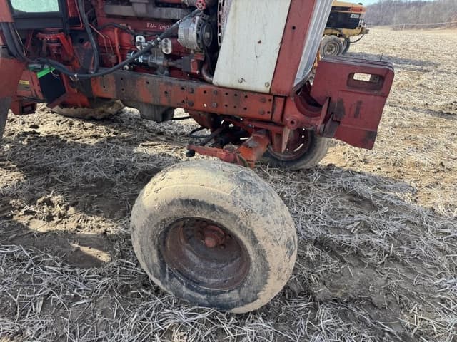 Image of International Harvester 886 equipment image 4