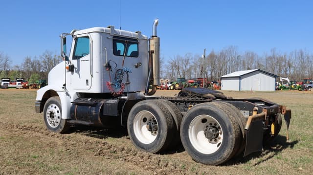 Image of International 9100i equipment image 4