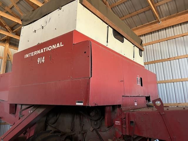 Image of International Harvester 914 equipment image 4