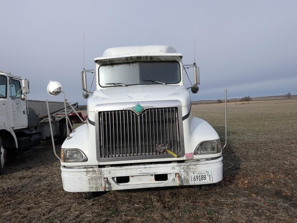 Image of International 9400 Primary image