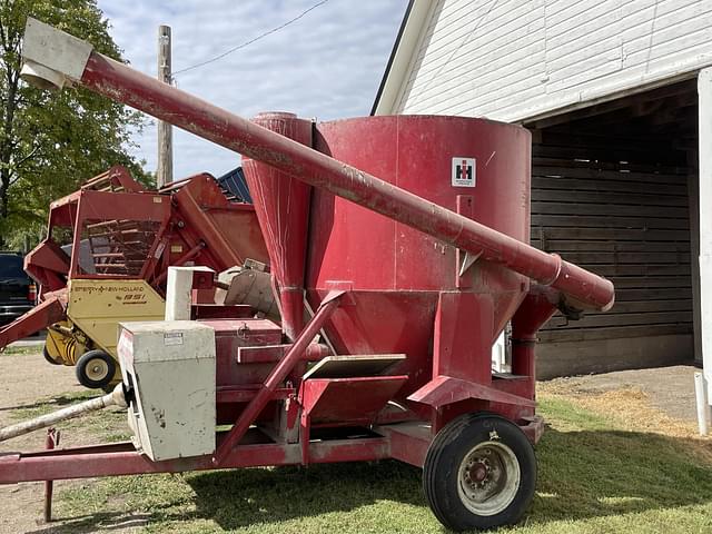 Image of International Harvester 950 equipment image 2