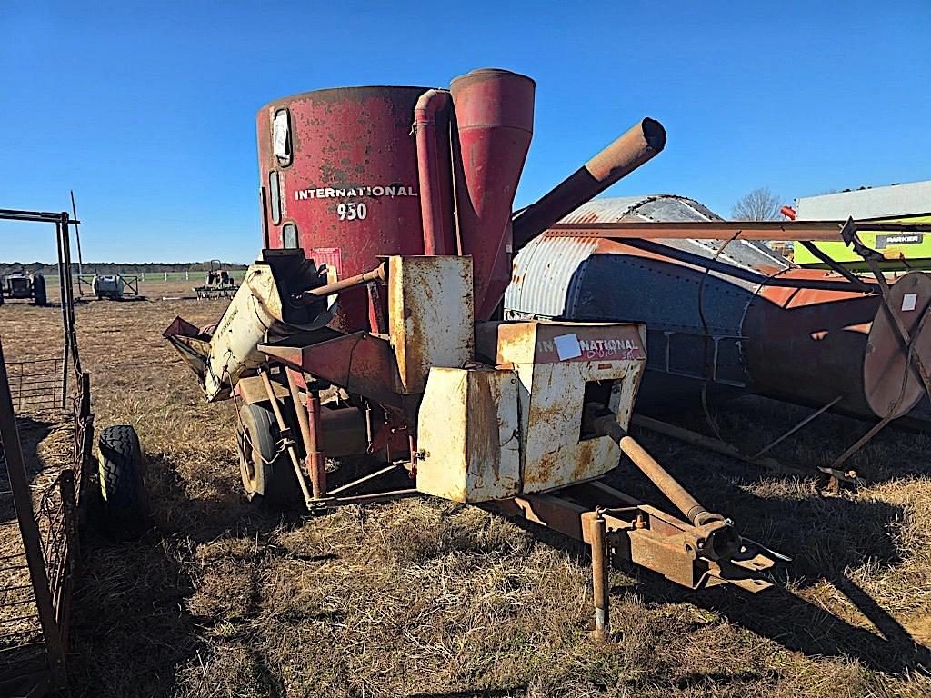 Image of International Harvester 950 Primary image