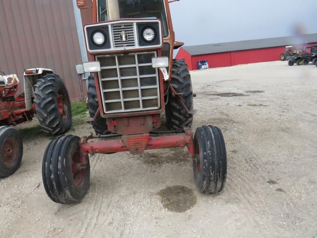 Image of International Harvester 966 equipment image 1