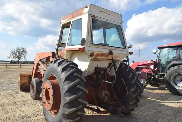 Image of International Harvester 966 equipment image 1