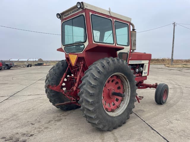 Image of International Harvester 966 equipment image 3