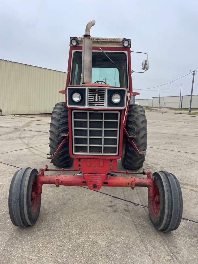 Image of International Harvester 966 equipment image 1
