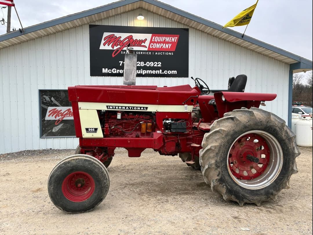 Image of International Harvester 966 Primary image