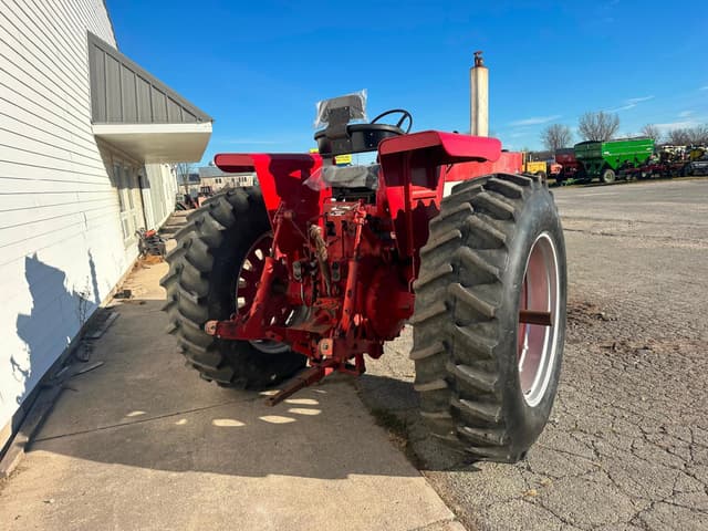 Image of International Harvester 966 equipment image 3