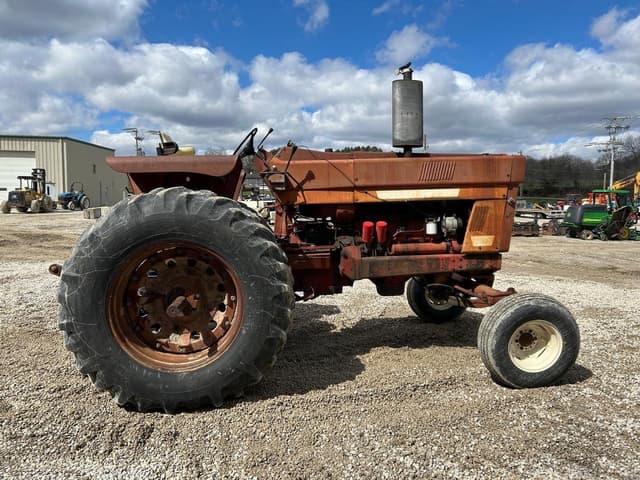 Image of International Harvester 966 equipment image 4