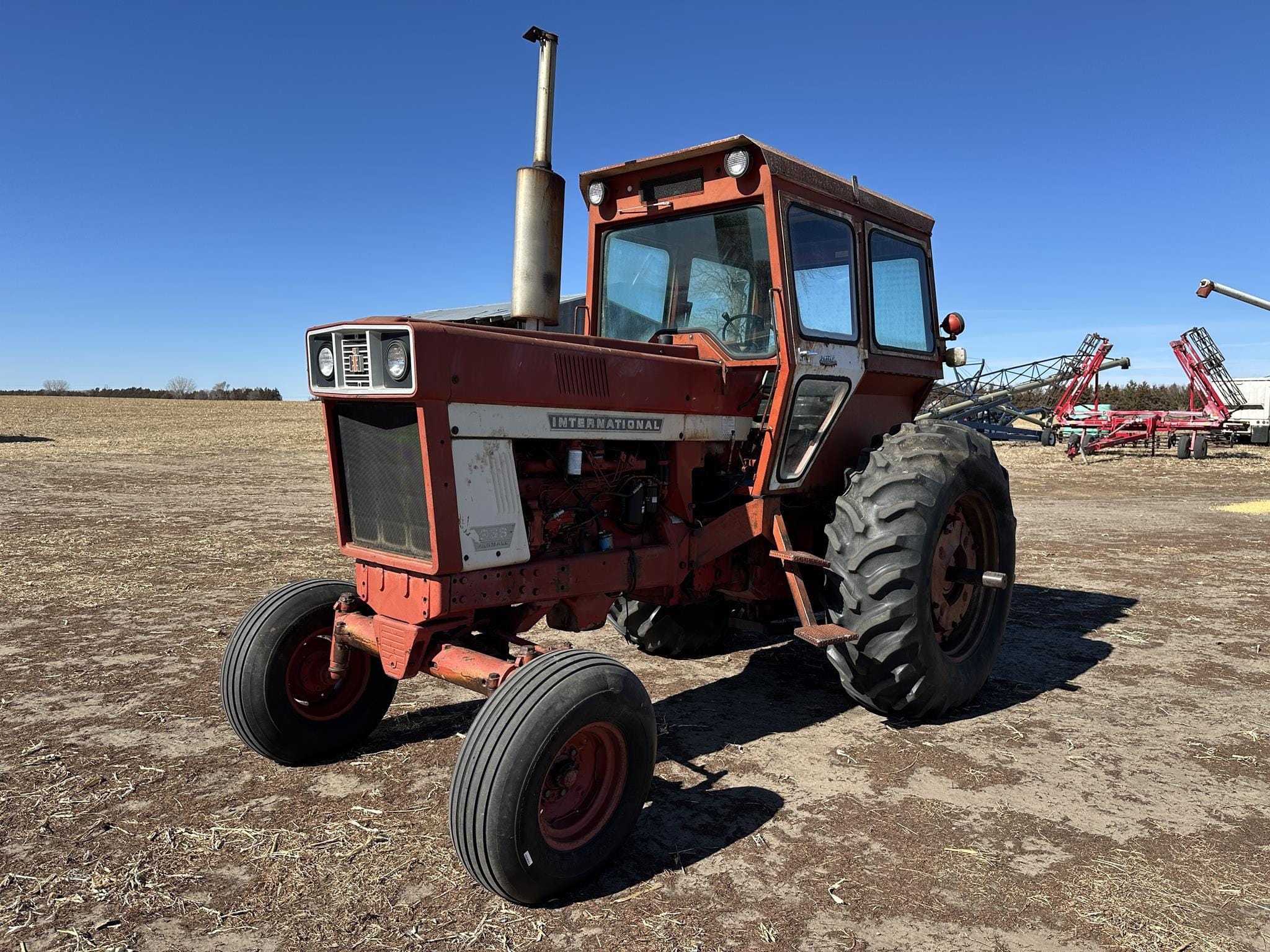 International Harvester 966 Equipment Image0