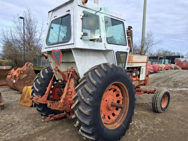 Image of International Harvester 966 equipment image 3