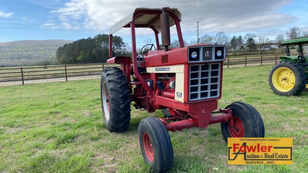 Main image International Harvester 966