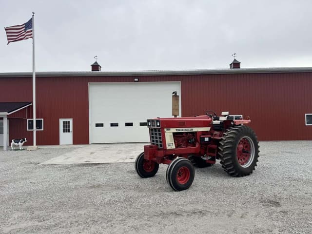 Image of International Harvester 966 equipment image 1