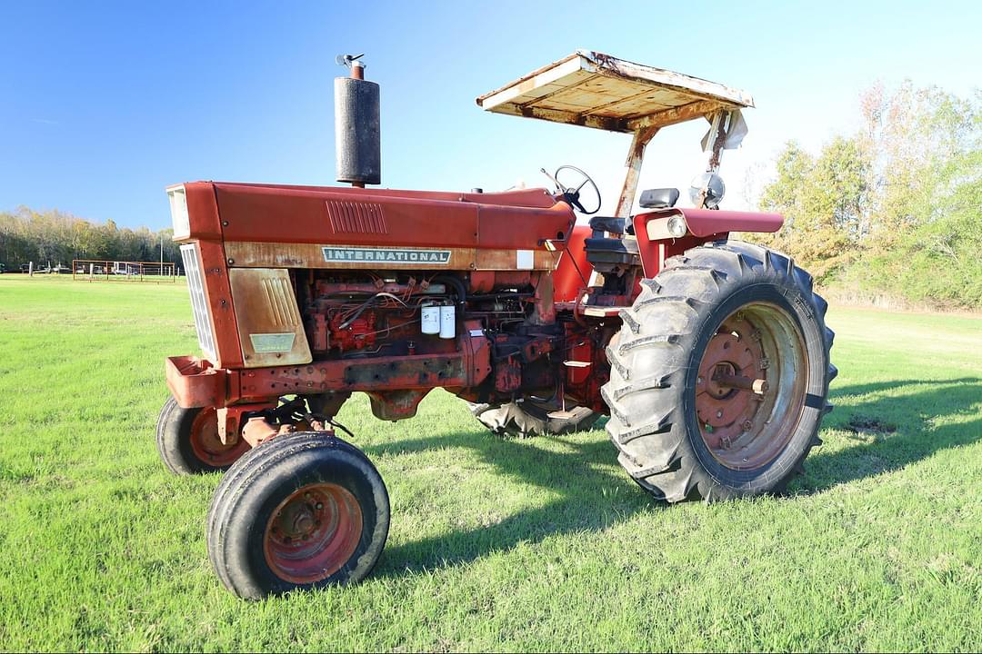 Image of International Harvester 966 Primary image