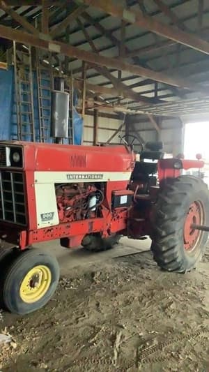 International Harvester 966 Image