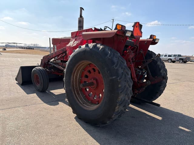 Image of International Harvester 966 equipment image 4