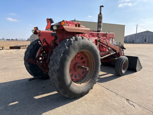 Image of International Harvester 966 equipment image 3
