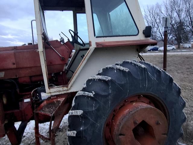 Image of International Harvester 966 equipment image 3