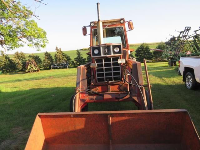 Image of International Harvester 966 equipment image 2