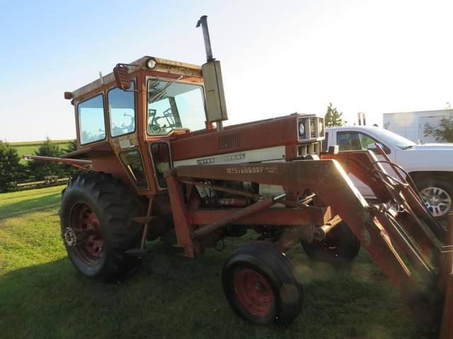 Image of International Harvester 966 equipment image 4