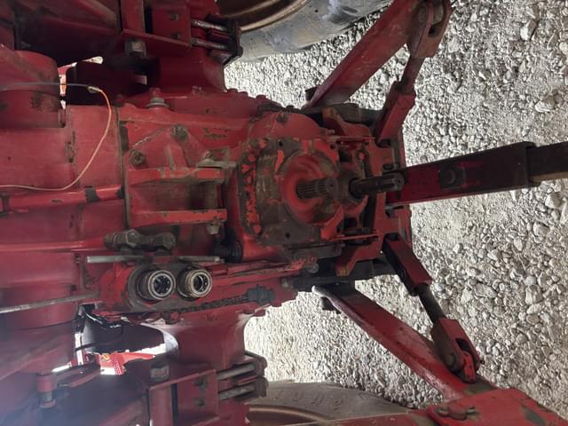 Image of International Harvester 966 equipment image 4