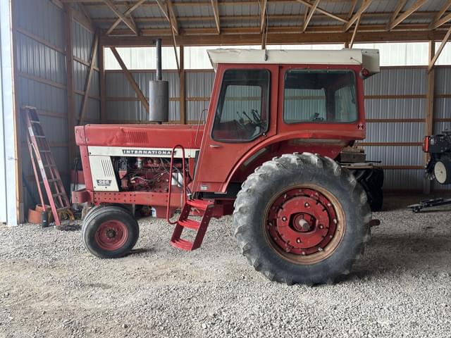 Image of International Harvester 966 equipment image 1