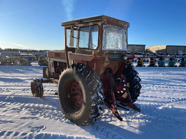 Image of International Harvester 966 equipment image 2