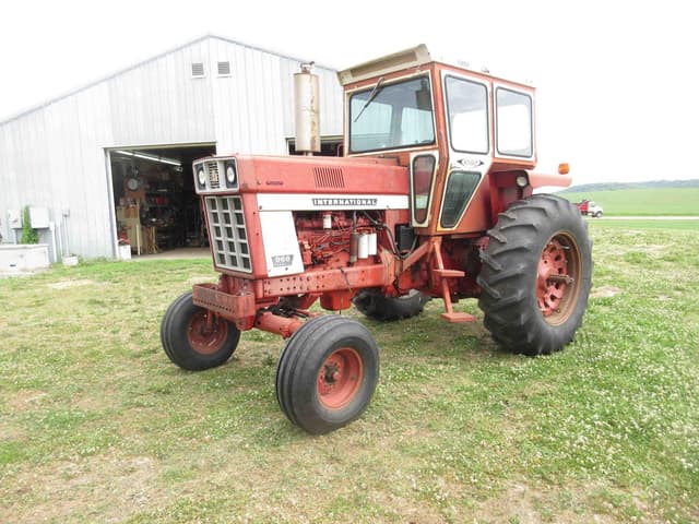 Image of International Harvester 966 equipment image 3