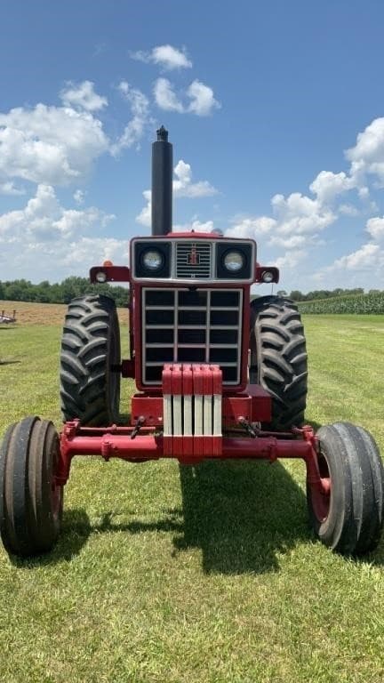 Image of International Harvester 966 equipment image 1