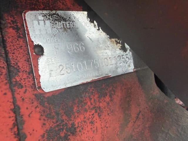 Image of International Harvester 966 equipment image 1