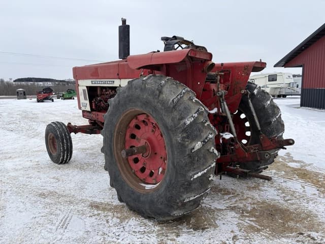 Image of International Harvester 966 equipment image 3