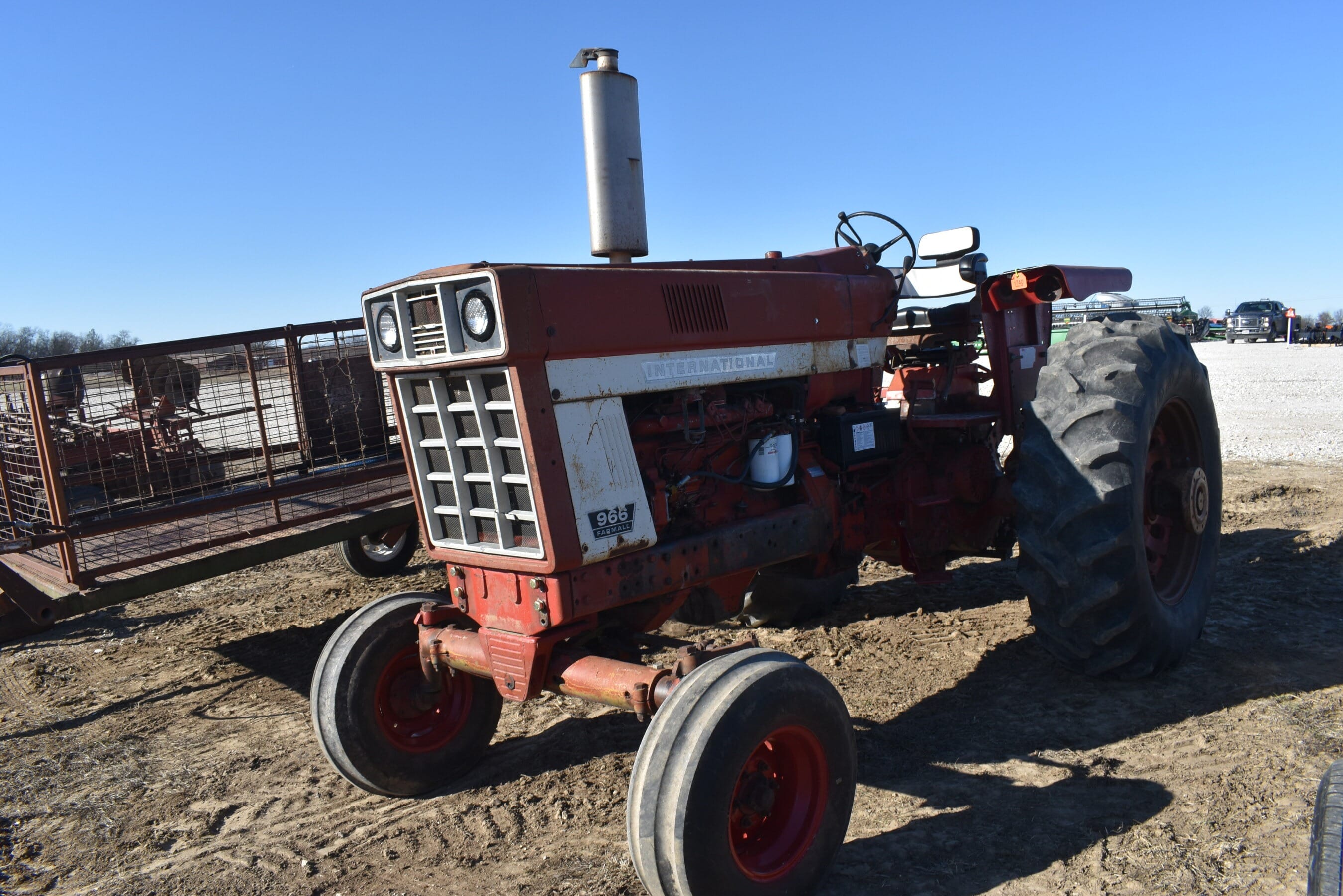 1972 International Harvester 966 Equipment Image0