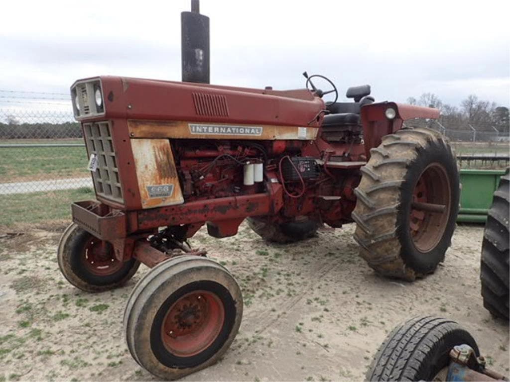 Image of International Harvester 966 Primary image