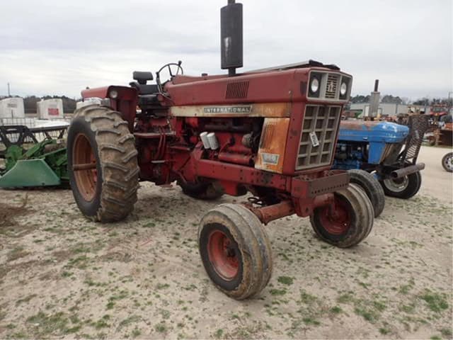 Image of International Harvester 966 equipment image 3