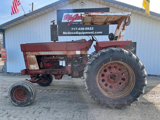 Image of International Harvester 966 equipment image 2