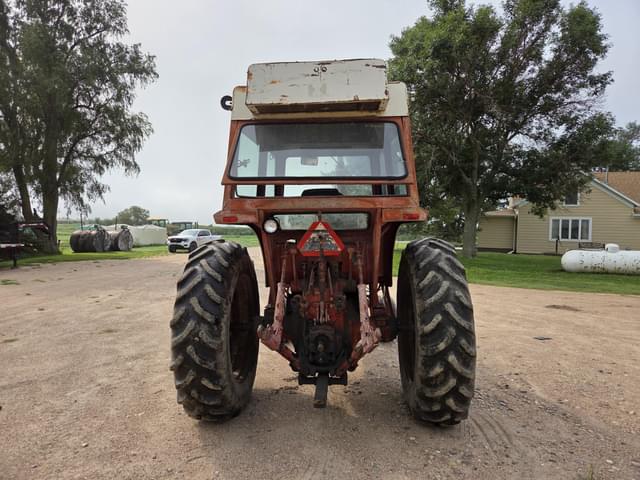 Image of International Harvester 966 equipment image 4