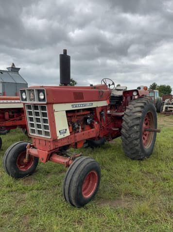 Main image International Harvester 966
