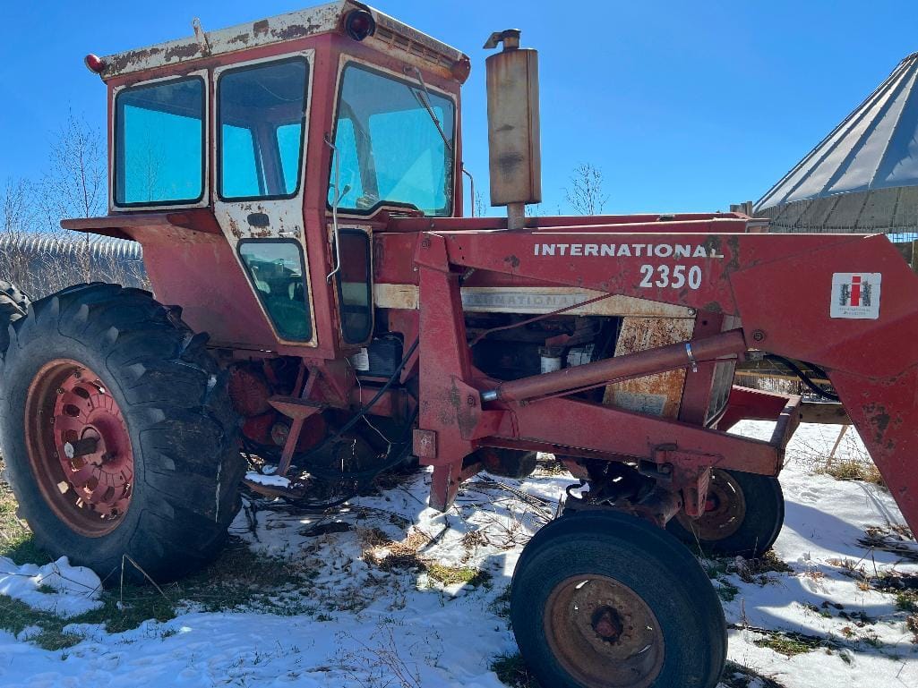 Main image International Harvester 966