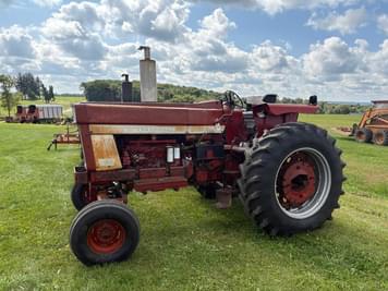 Main image International Harvester 966