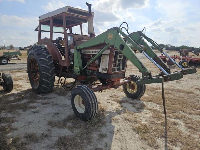 Image of International Harvester 966 equipment image 3